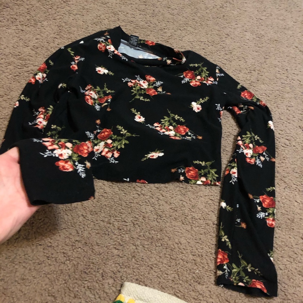 Crop top